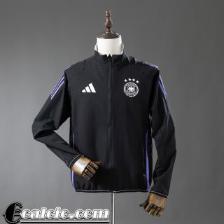 Giacca a vento Germania Uomo 25-26 D385 Giacca a vento Germania Uomo 25-26 D385