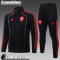 Liverpool KIT: Full-Zip Giacca Bambini 25-26 C1024 Liverpool KIT: Full-Zip Giacca Bambini 25-26 C1024
